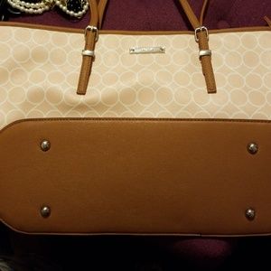 Nine West tote.